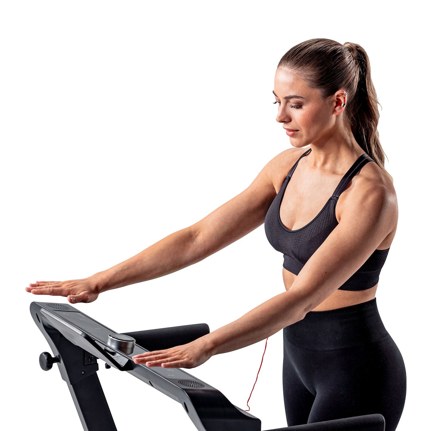 Treadmil TM 2400S with gesture control and setup mat